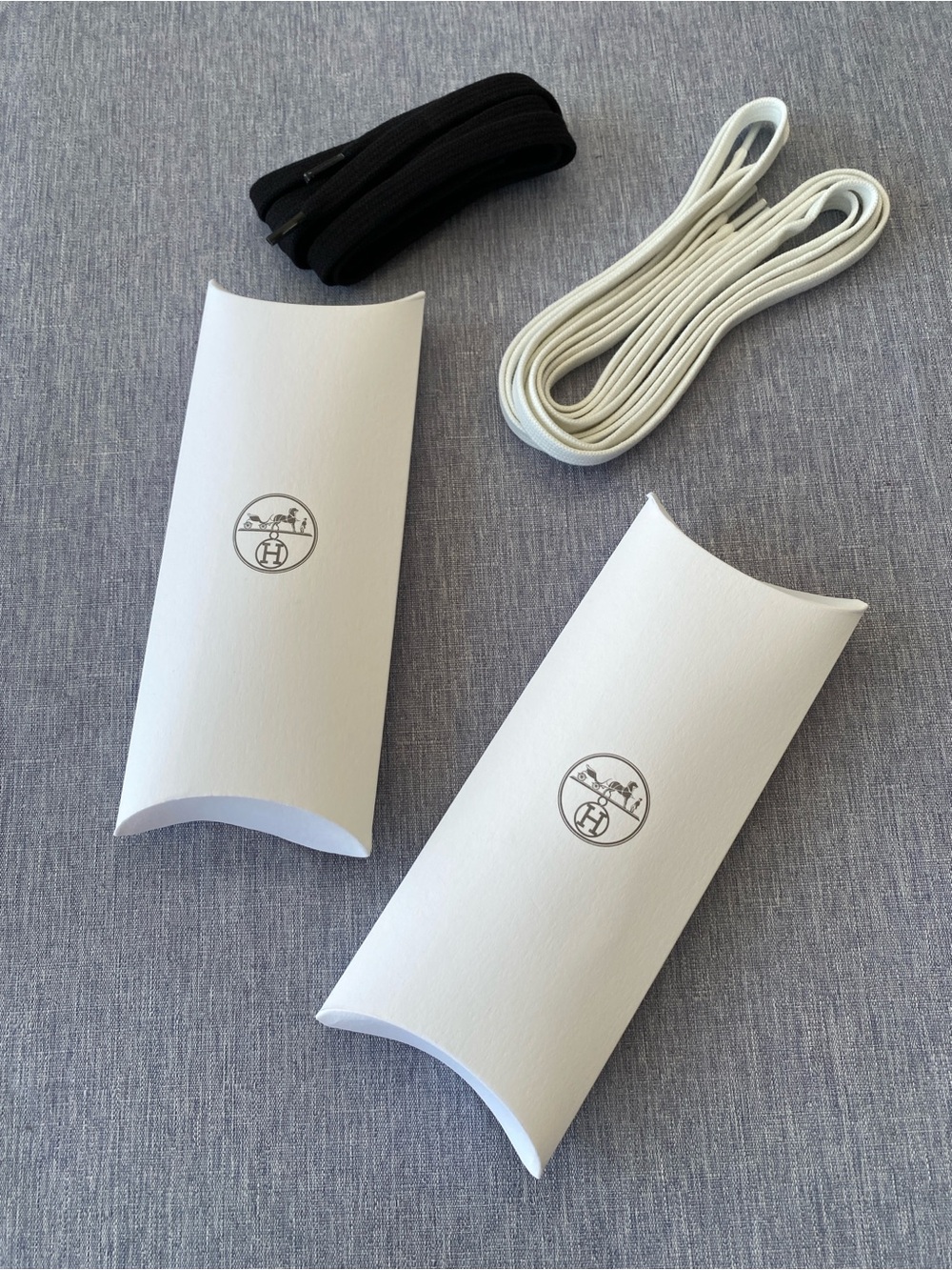 NWOT Authentic Hermes | 2 x pairs of sneaker laces White & Black